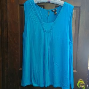 Long blouse with neck trim